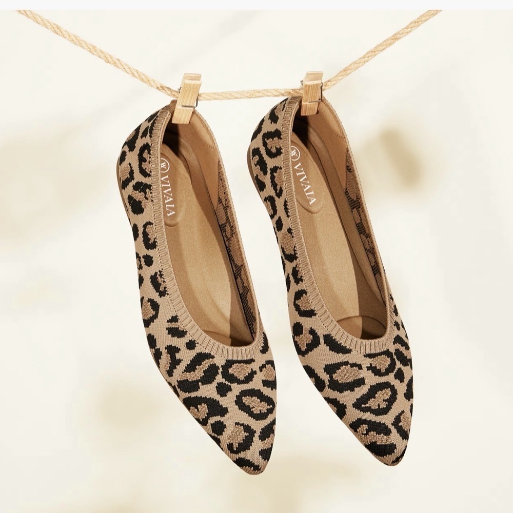 Vivaia Pointed-Toe Ballet Flats (Aria 5°) Size 10 - Picture 7 of 15